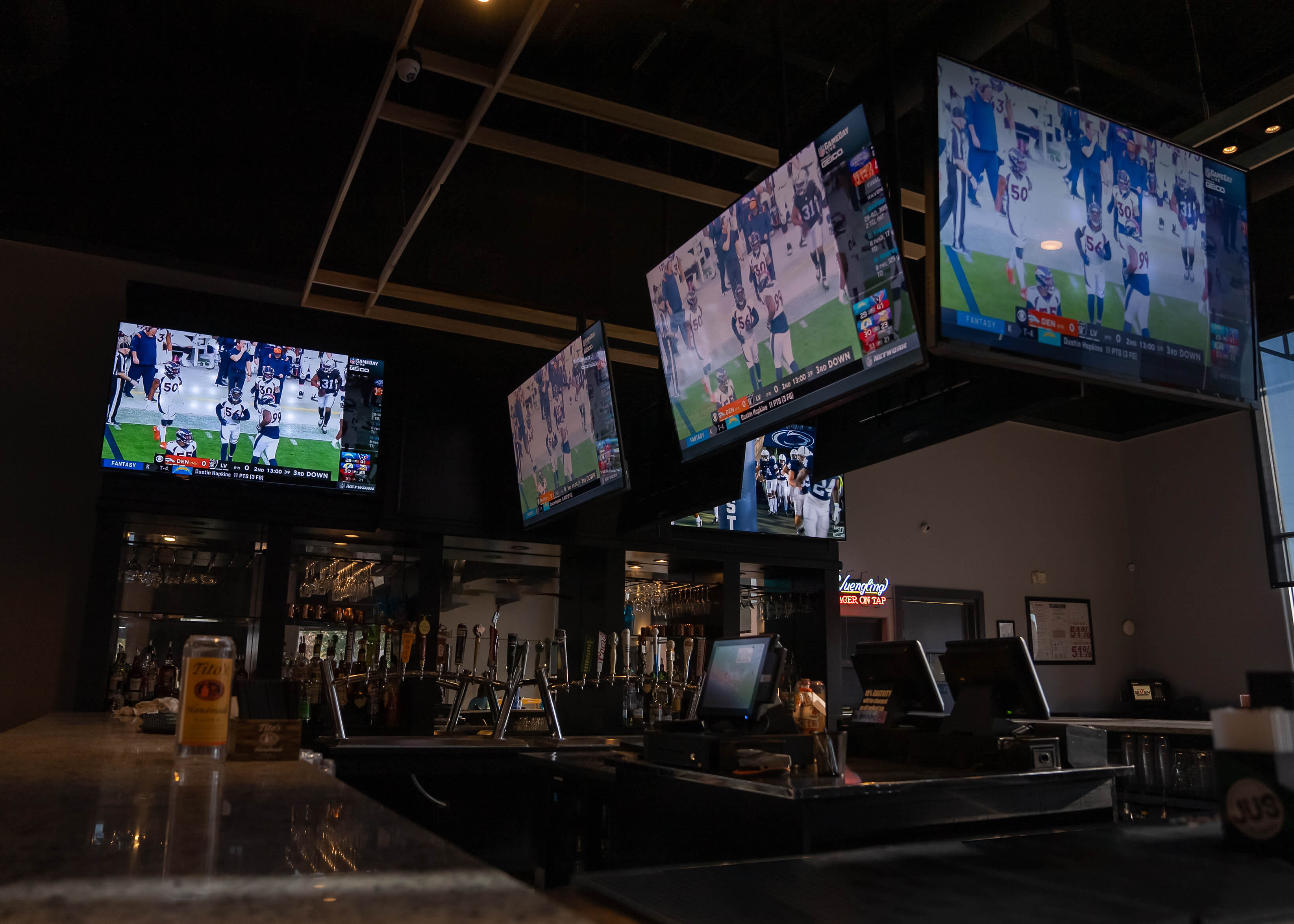 Bar photo 2